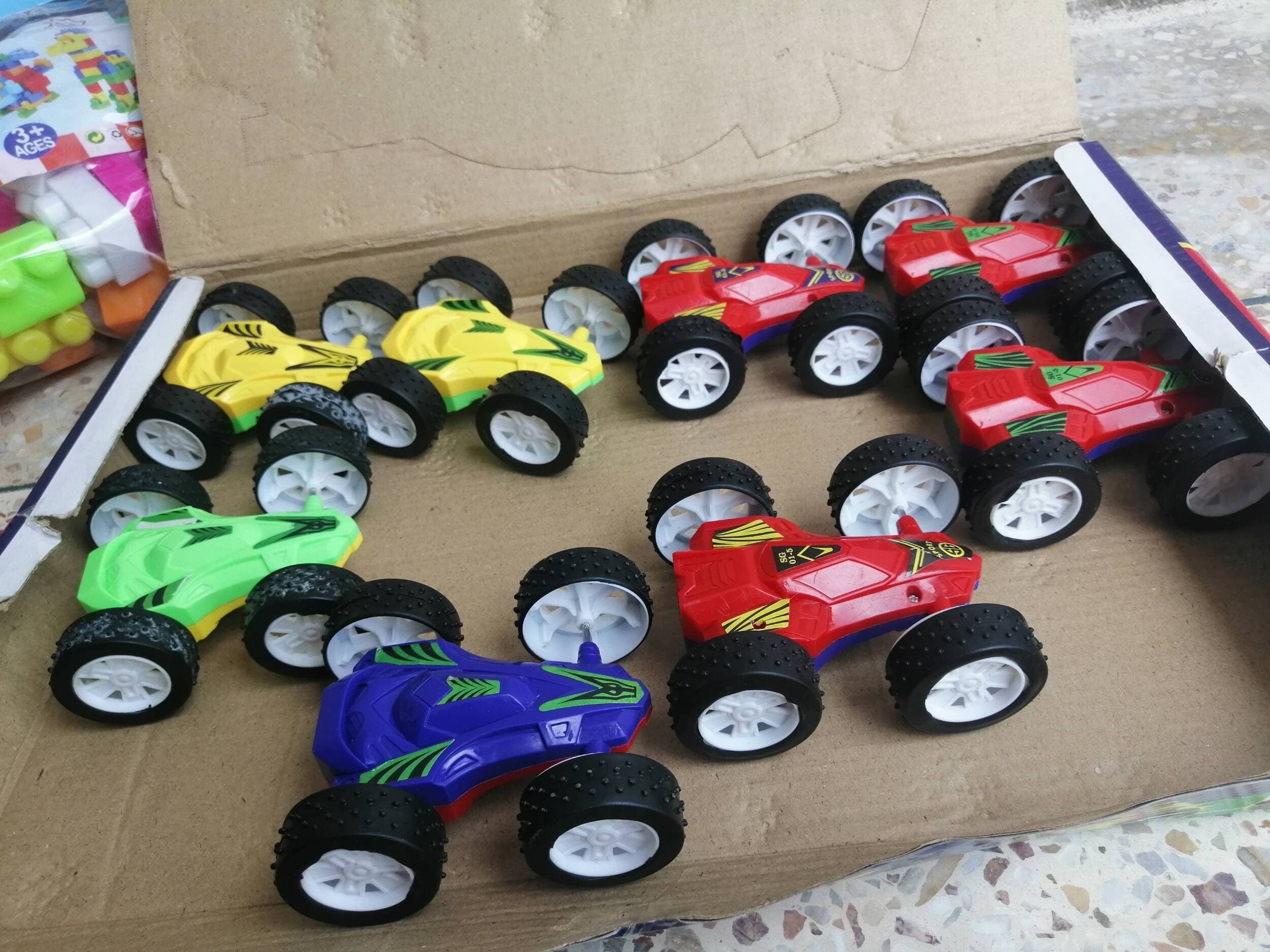 Small Racing car - 1 Piece