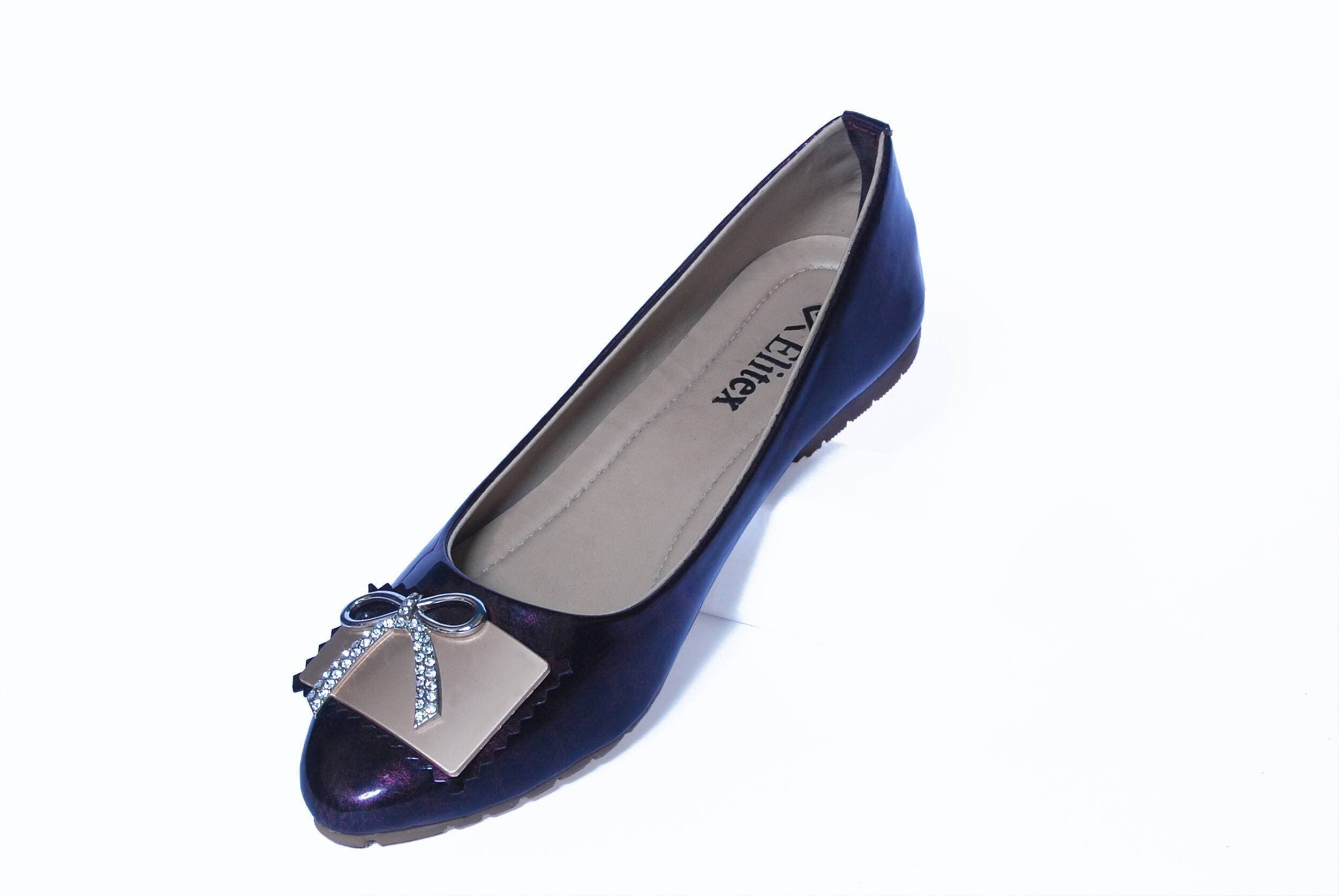 Stylish Women's Flat elegant looks Comfortable  Elite style and color Casual Pumps Shoes and more walkability