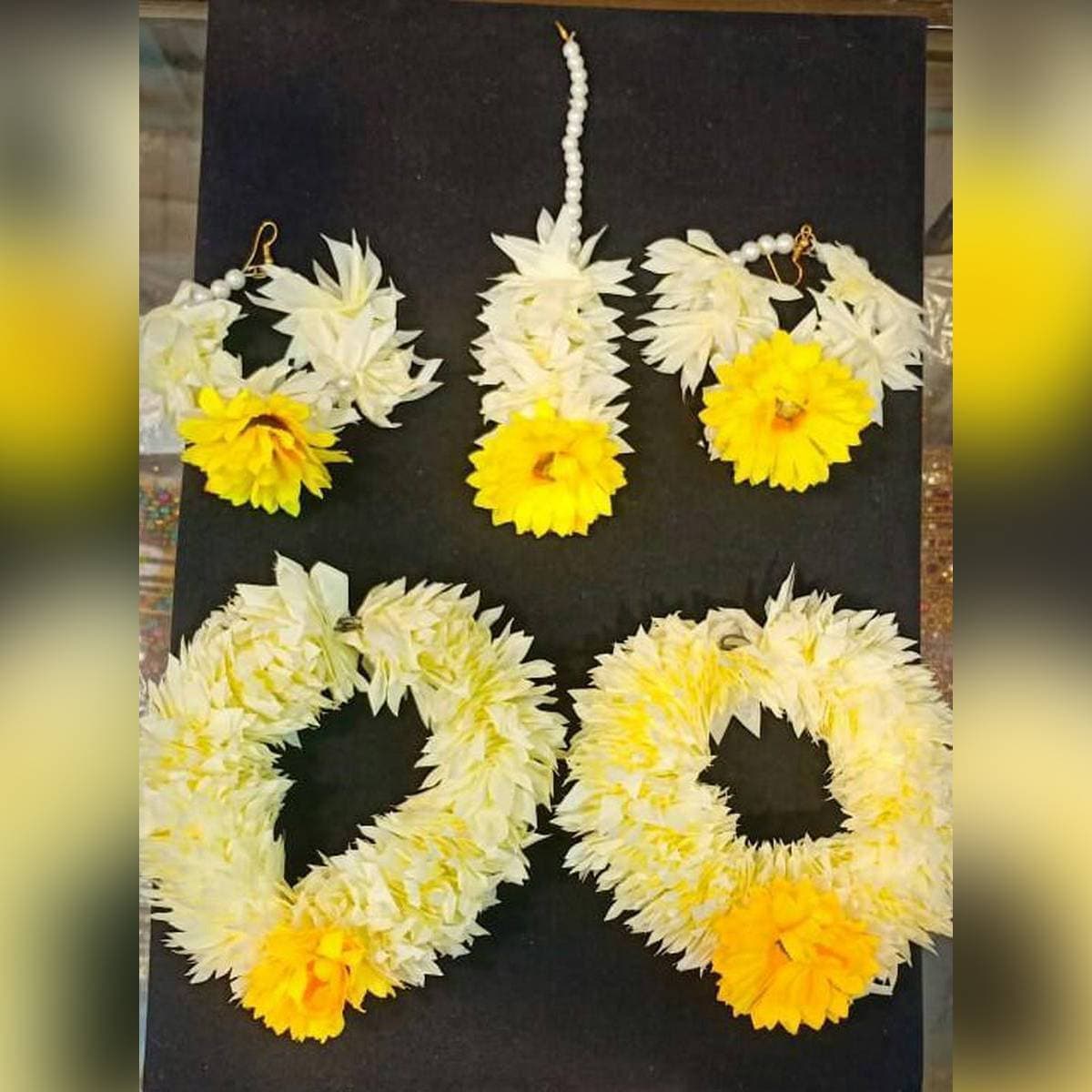 Artificial Gajra Flower kangan for Maiyun, Mehendi - Set Of 5 Piece