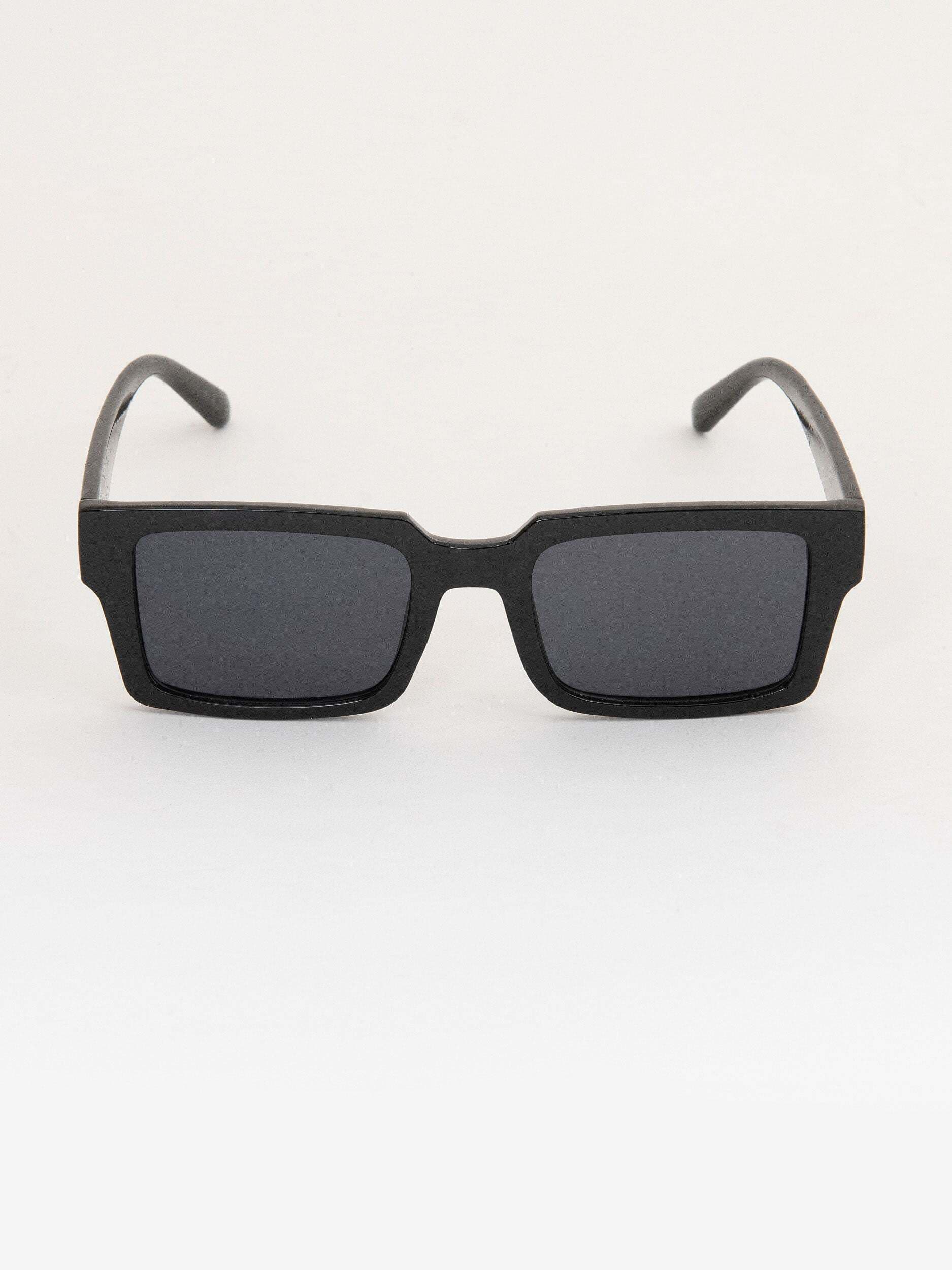 CTI RETRO SQUARED  (SUN GLASSES) Color: Black