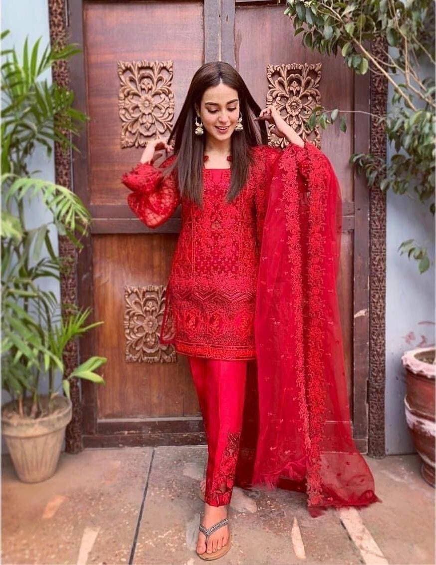 Decent Look Net Fabric 3 PCS Unstitched Suit For Women