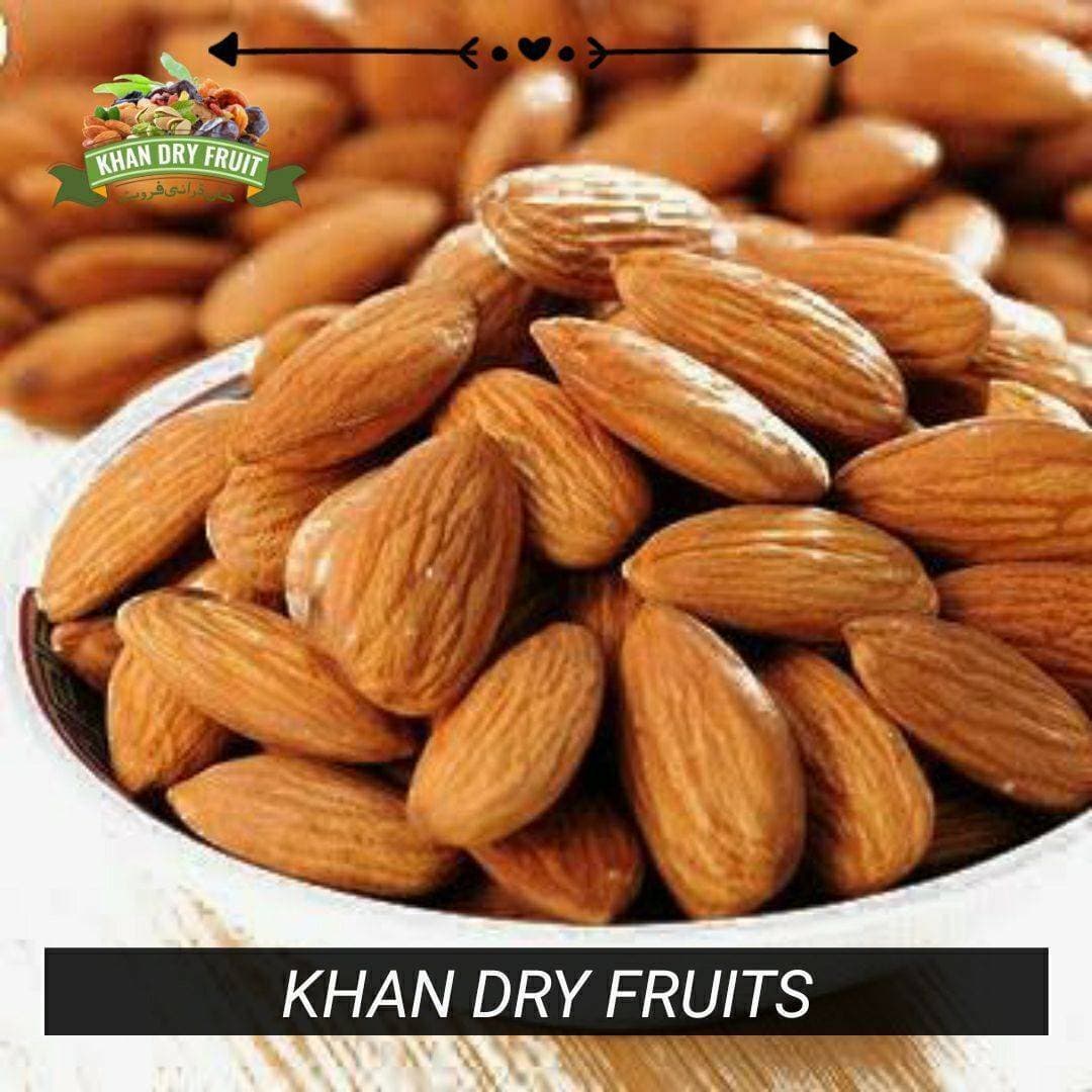 Fruiteria Almond Badam Giri - 1000gm Packing