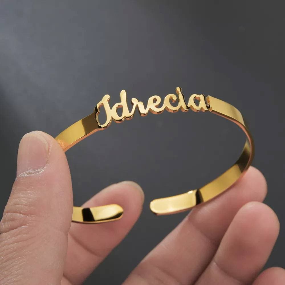 Custom Design Made 24k Gold Plated Single Name Bangle Gift Item