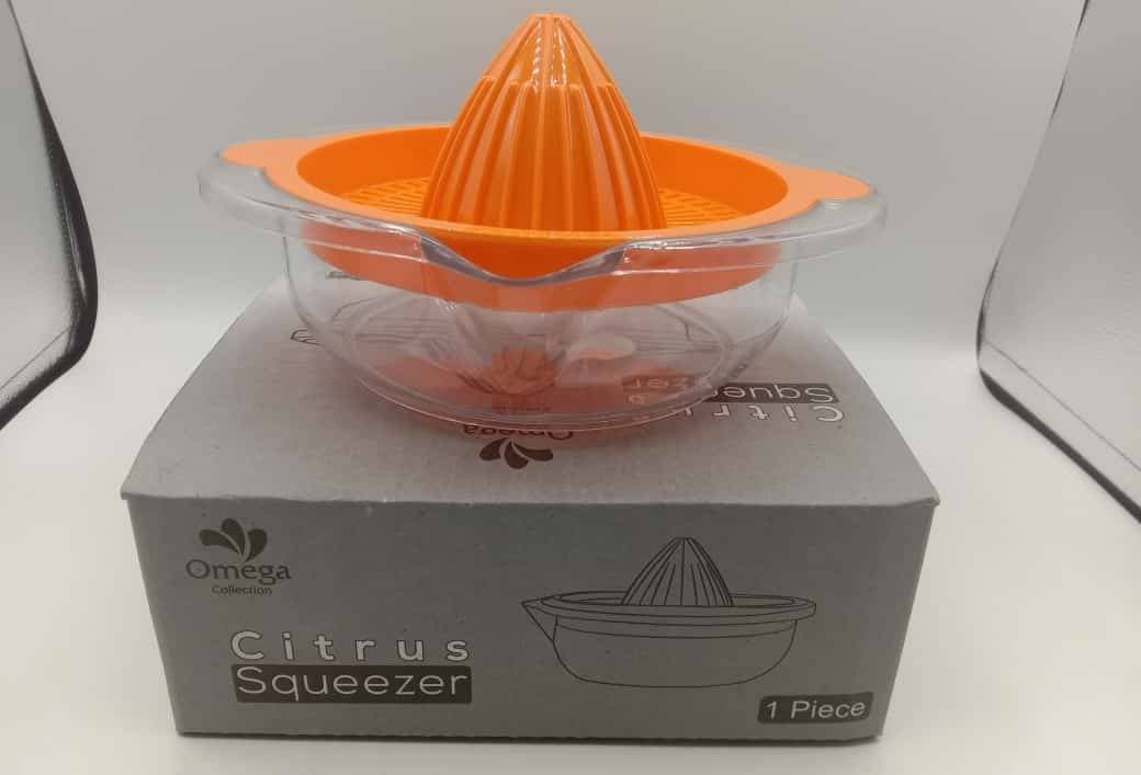Manual Hand Orange Juicer With Transparent Bowl