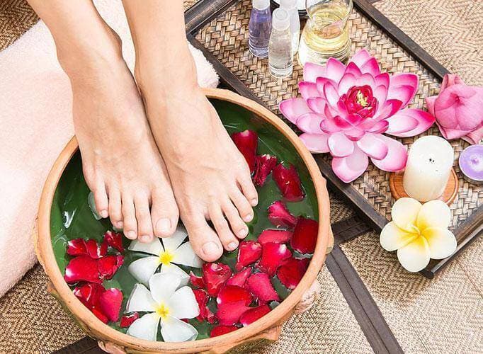 Lofty Manicure and Pedicure Kit
