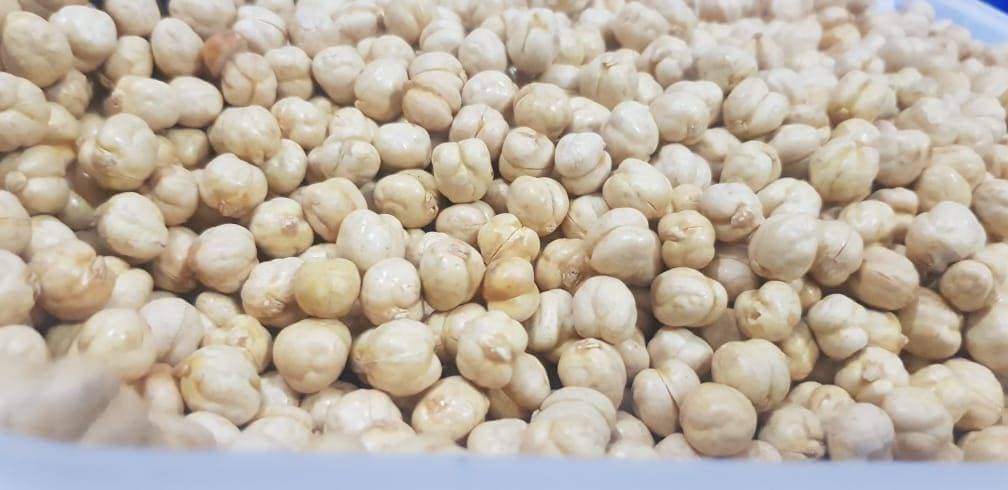 Fresh Irani White Roasted Chick-Pea - 500 Grams Chany