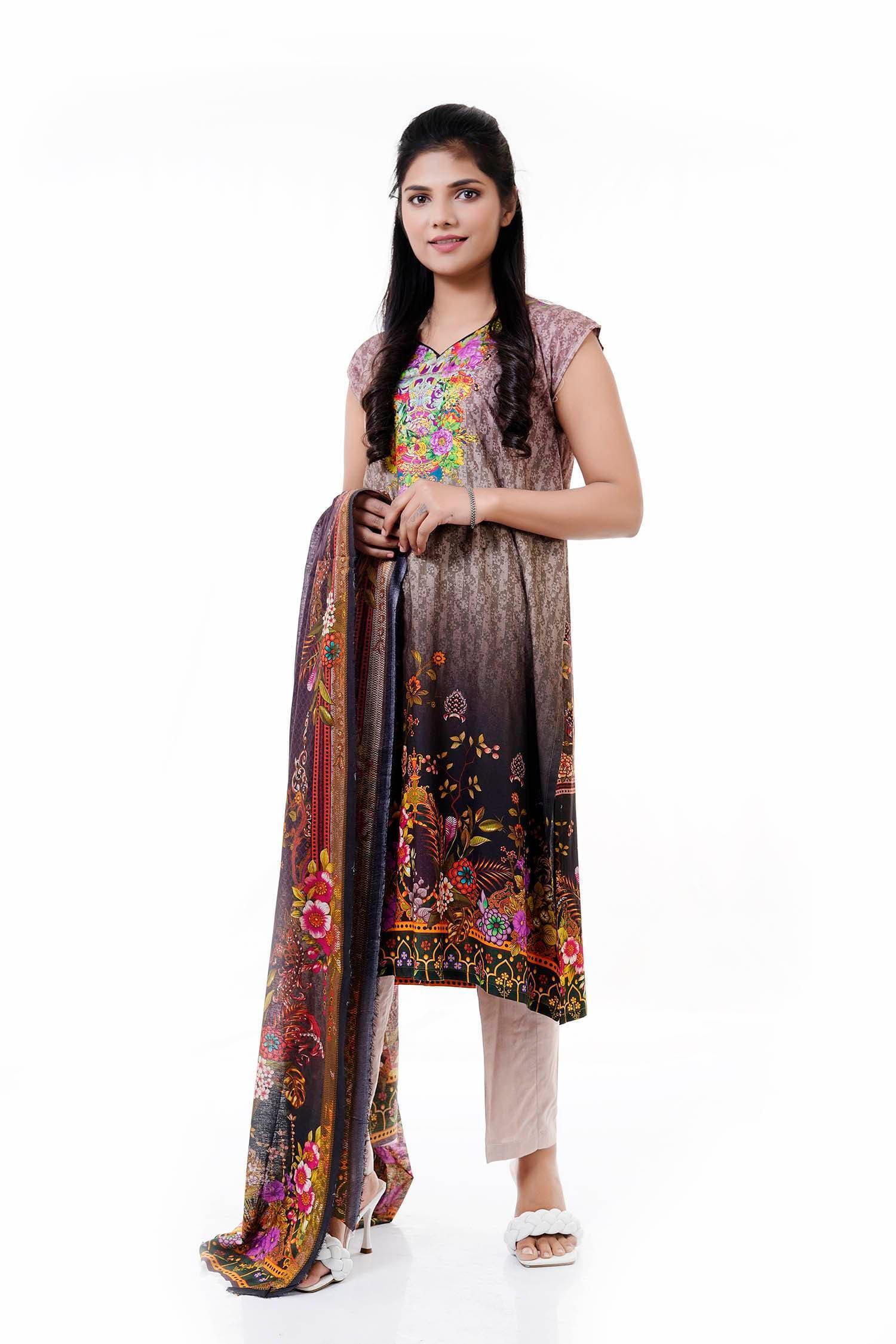 Summer Collection Digital Printed 3 Piece Lawn Suits With Daimond Lawn Dupatta - DDS-19