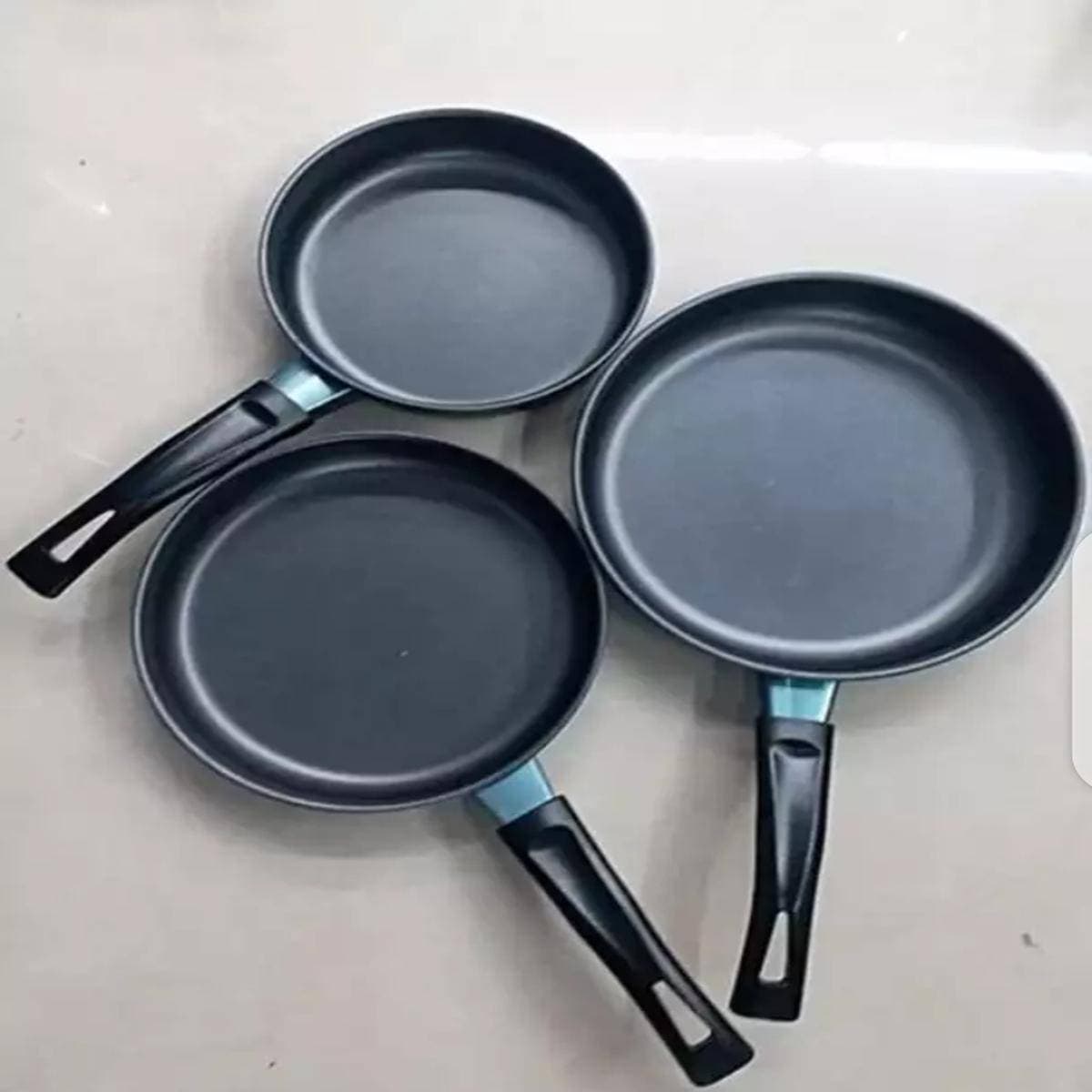 Black Non Stick Fry Pans In Three Size - Pack Of 3