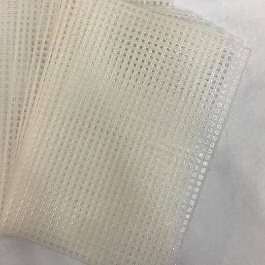 Plastic Cross Stich Canvas Sheet - 5 X 3.25 Inch (12Pcs)