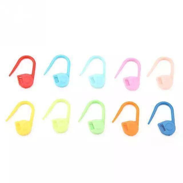 12 Plastic Safety Pins Clips Sweater Mark Buckle Needle