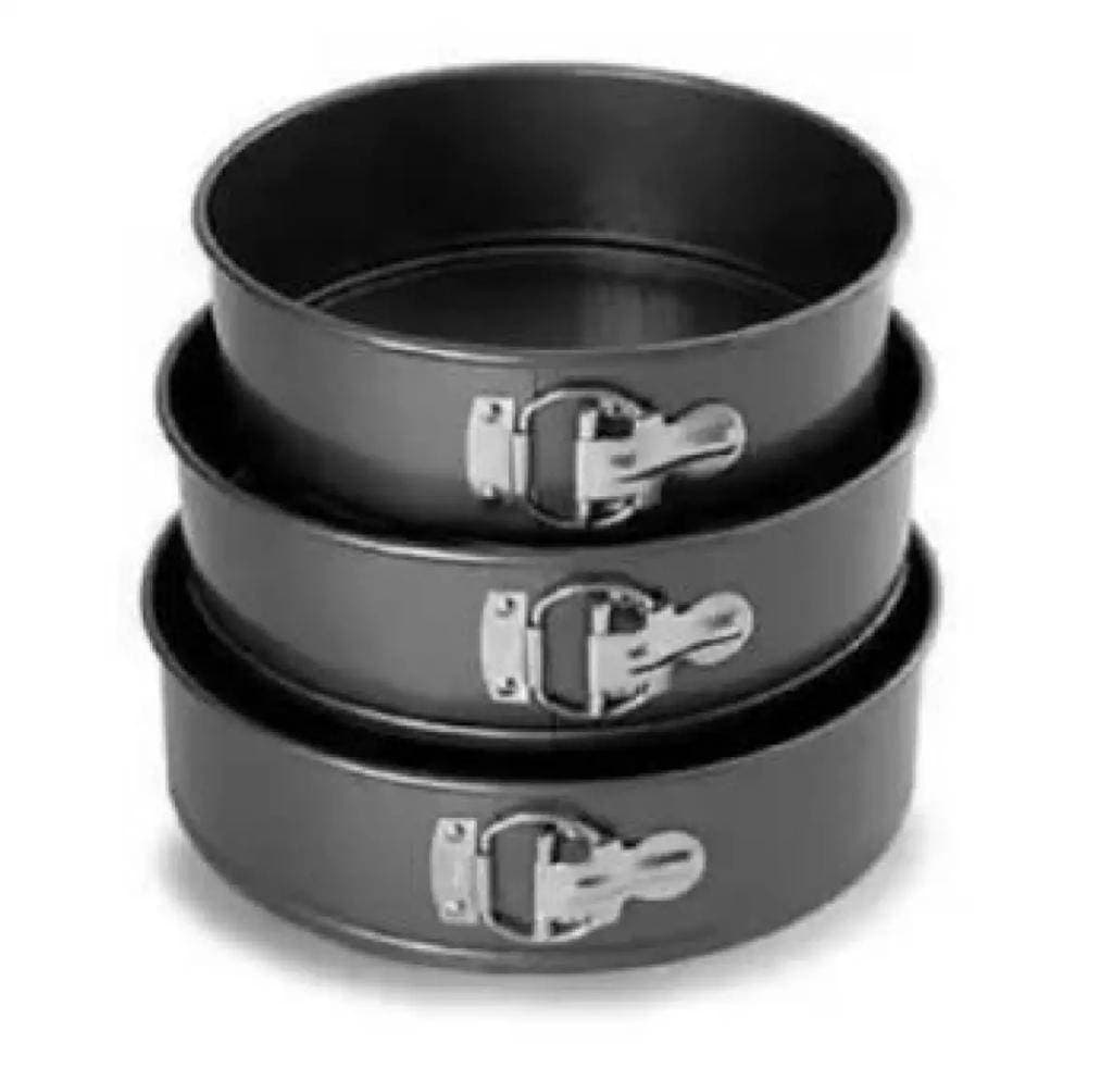 Pack Of 3 Non-Stick Round Cake Pan Set