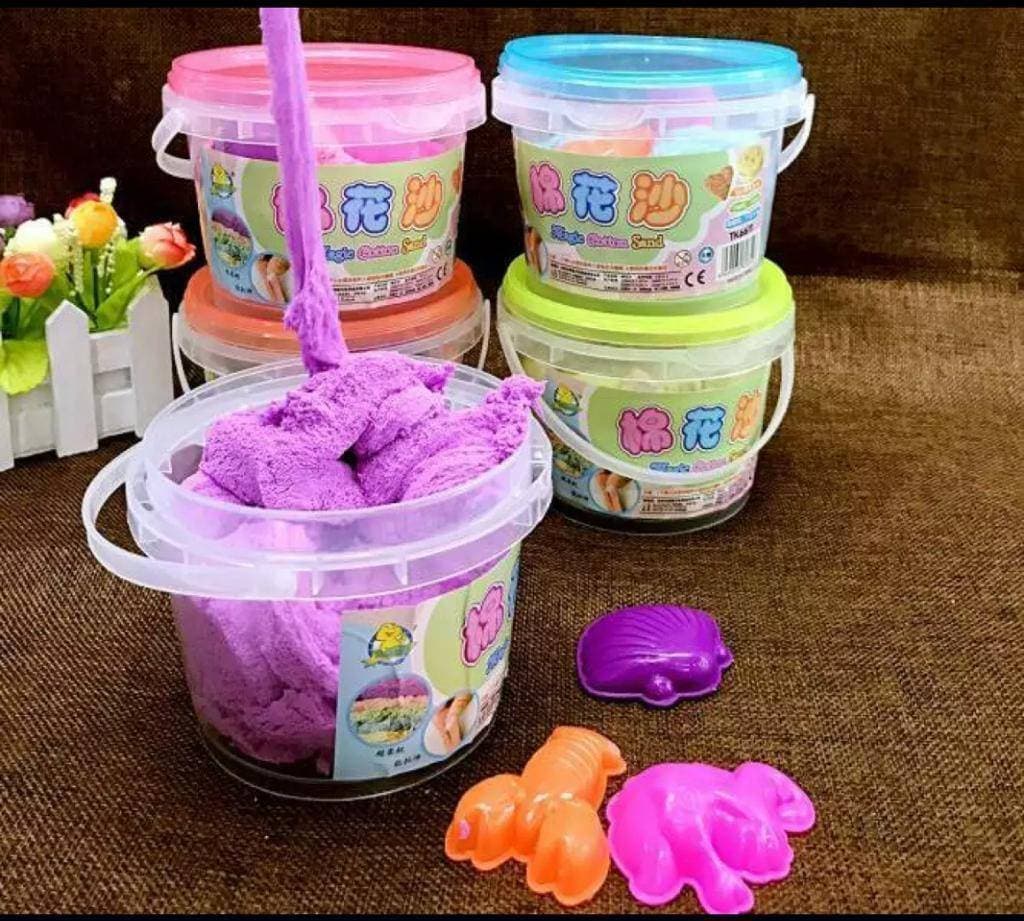 Bucket of 200 grams Kinetic Play Magic Sand