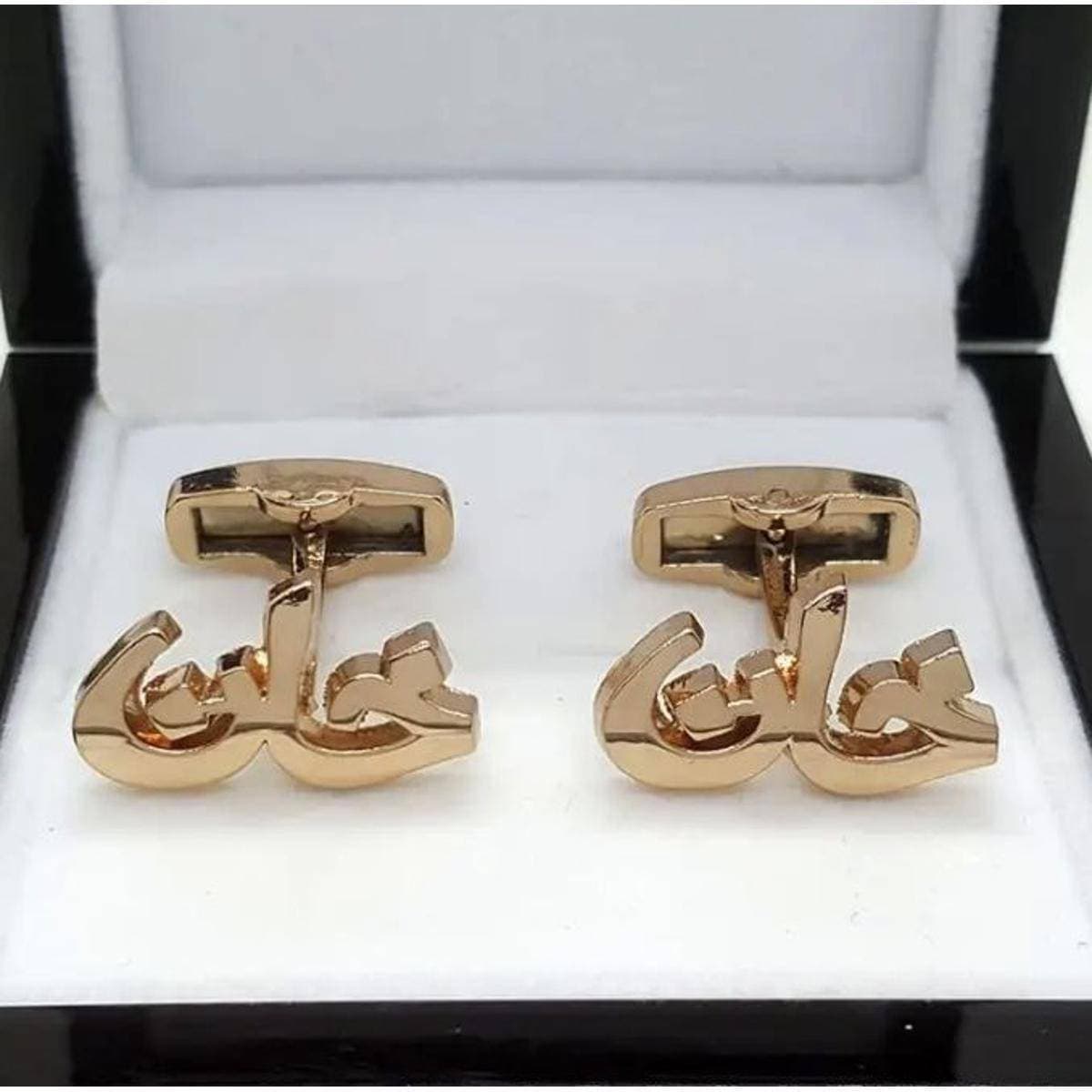 Beautiful Design Golden Men's Cufflinks Metal Body - 1 Pair