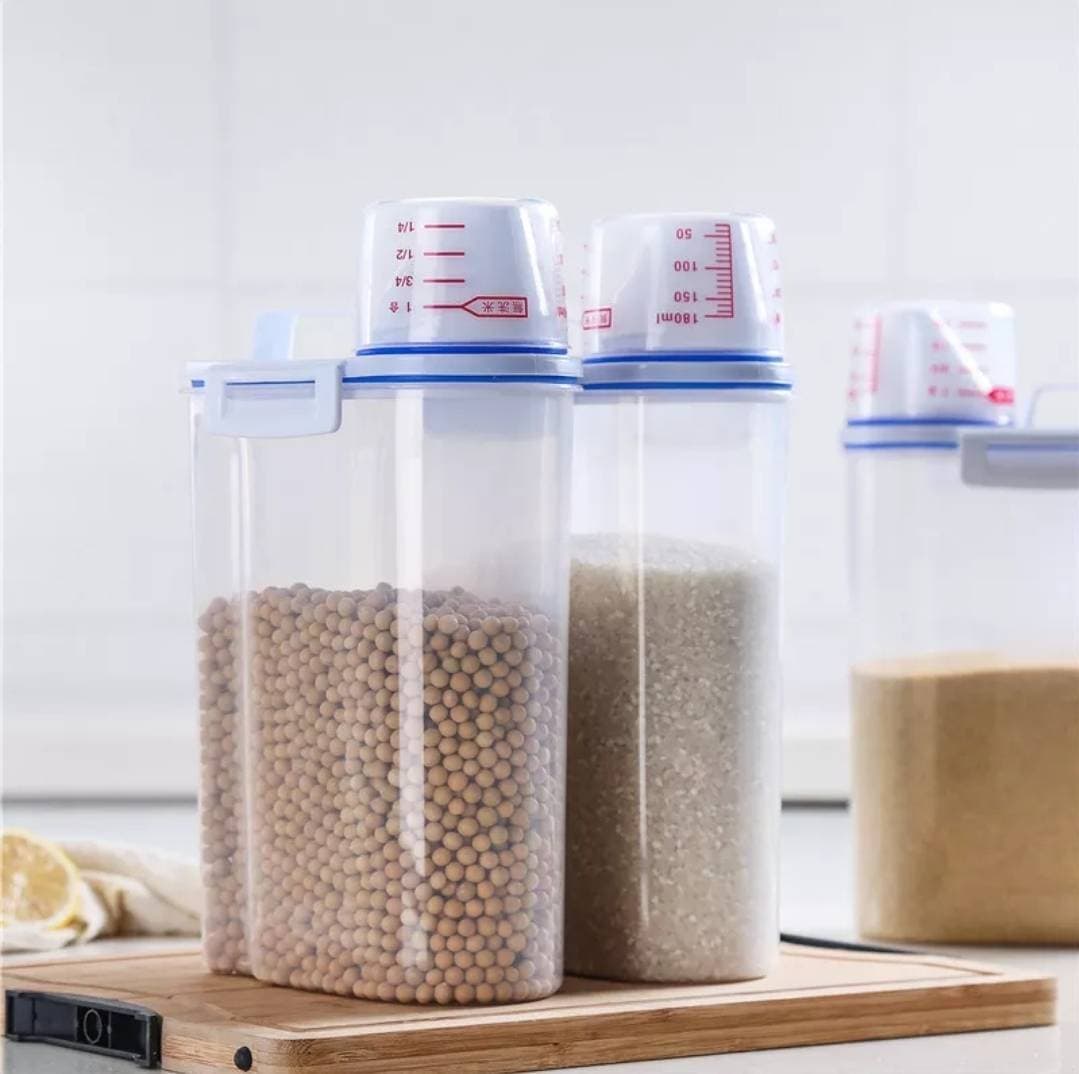2 kg Sealed Rice Bucket Moisture-Proof with Measuring Cup