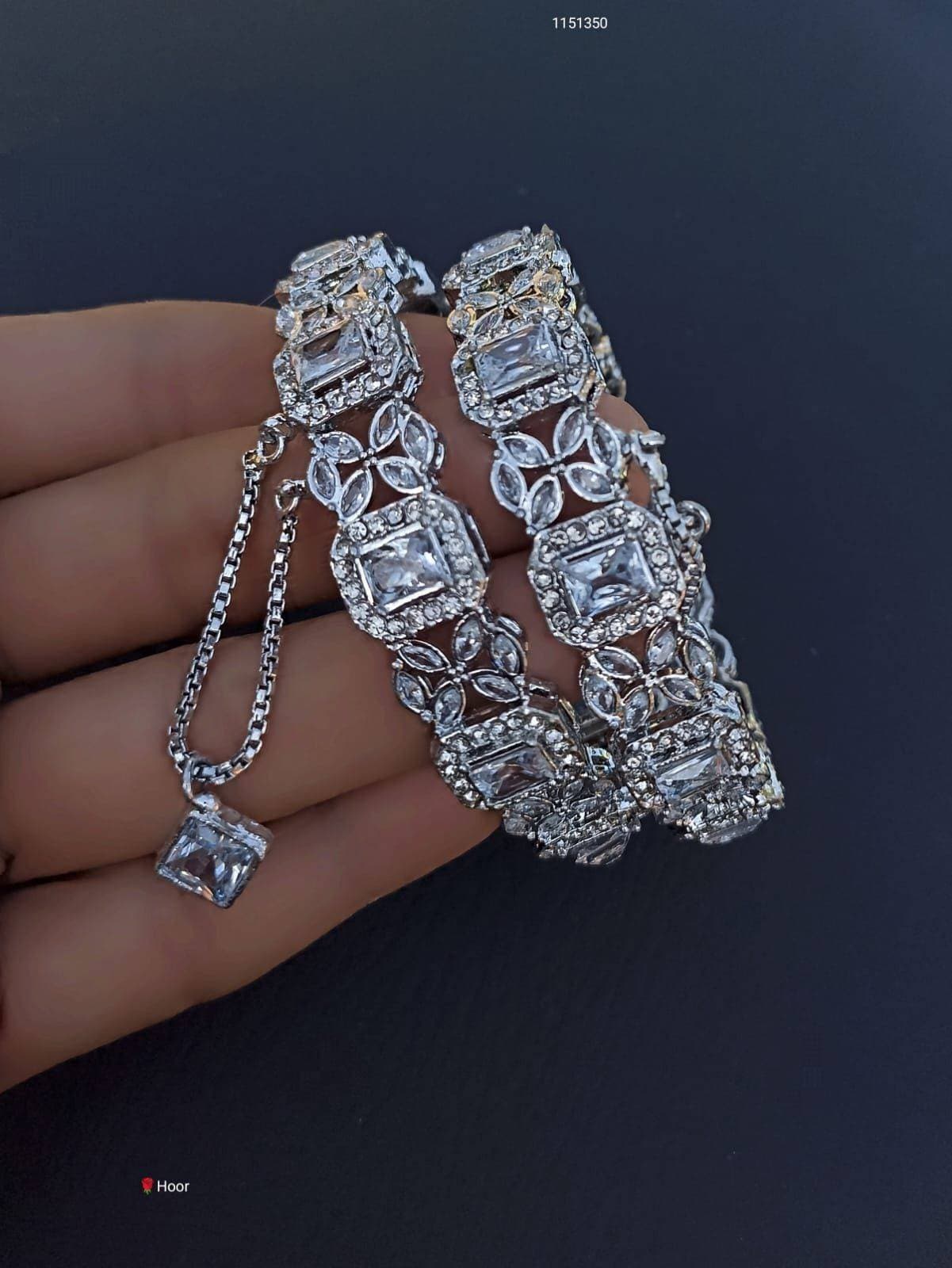 1 Pair Beautiful Design Silver Openable Kangan Bangles for Wedding & Party - 04