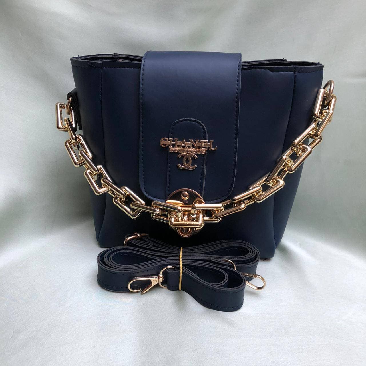 Chain Cross Body Bag Color - Blue