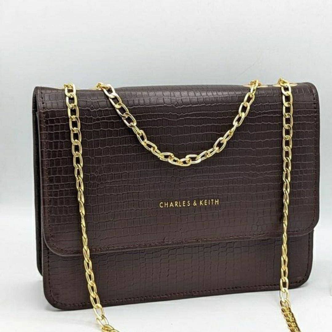 Crocodile Chain Cross Body Bag Color - Chocolate