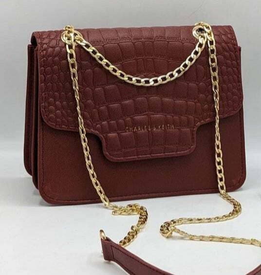 Crocodile Chain With Strap Cross Body Bag Color - Maroon