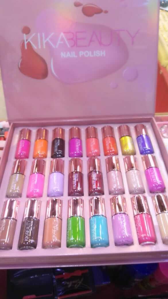 Pack Of 24 Peel Off kika beauty paint / Nail Polish - Multicolor