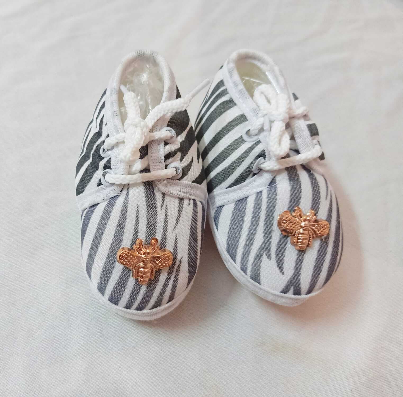 New Born Baby Pattern Small Shoes - 1 Pair