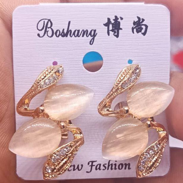 Luxury White Crystal Korean Earrings for Women - 1 Pair