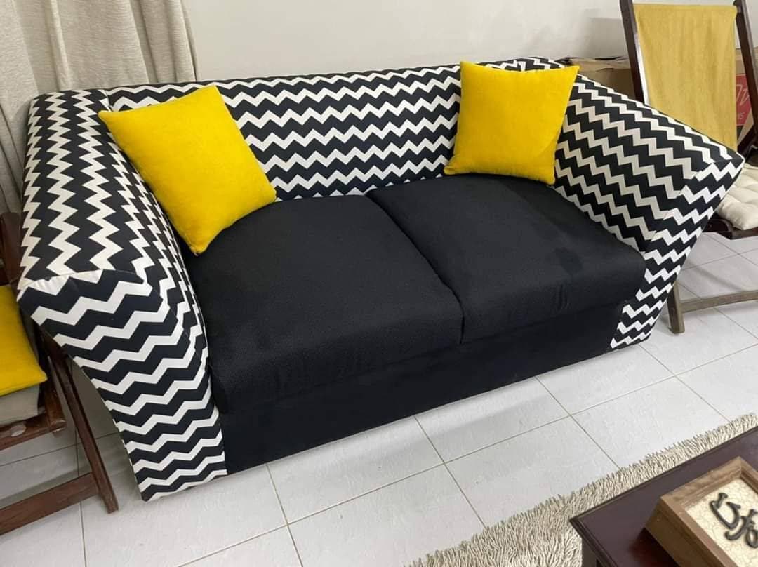 Pair Of Stylish Cushions Fill Ling In Ball Fibeber Soft End Durable