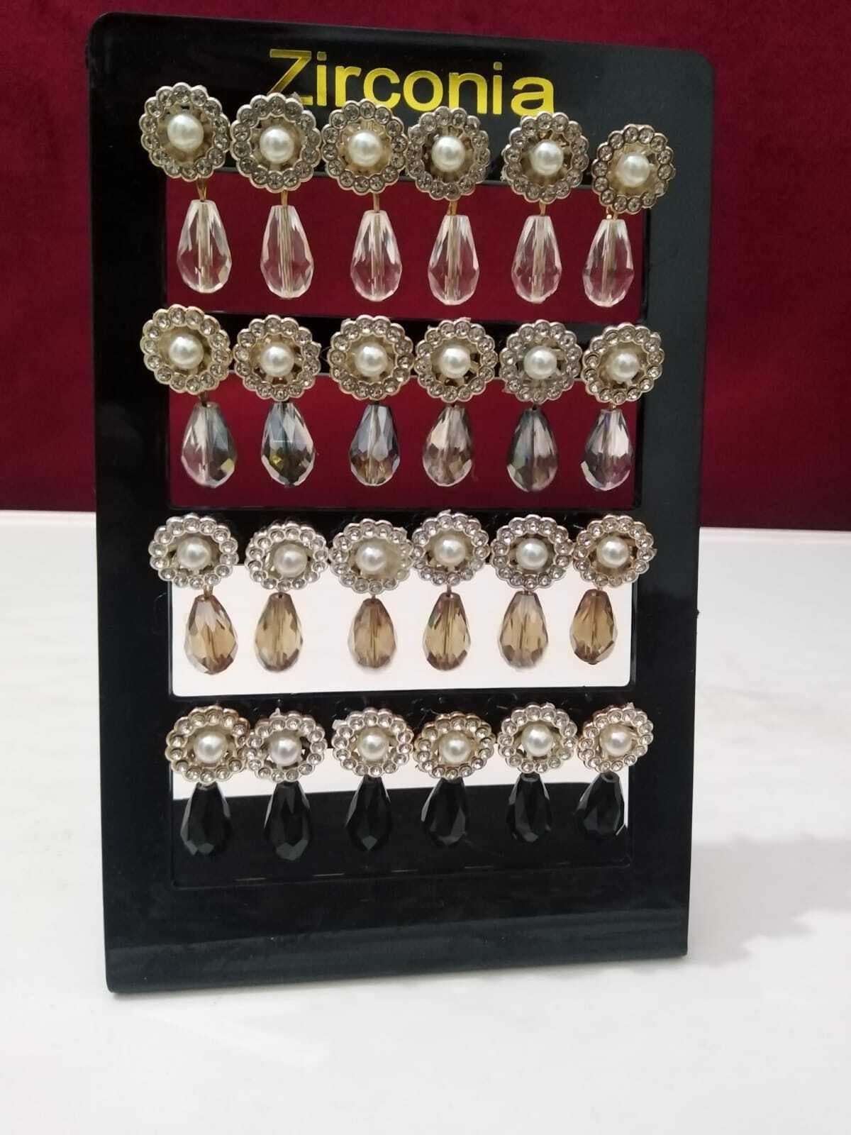 Beautiful Stylish Stud Earring For Women - 1 Pair