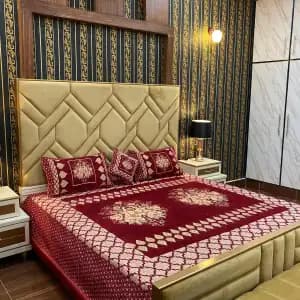 4Pcs Royal Velvet Jacquard Bedsheet Set With Cushion Cover