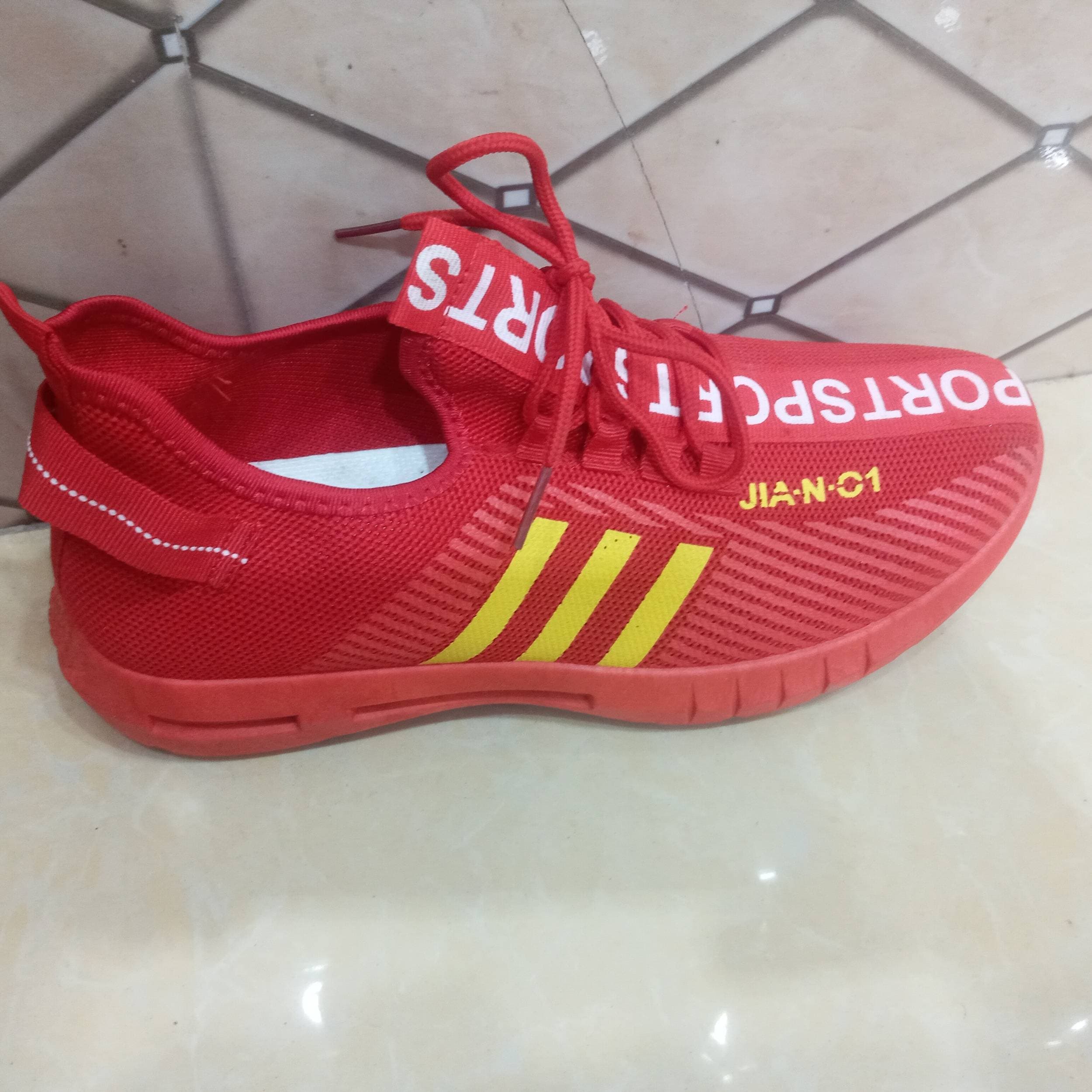 Fashion Men's Tennis Shoes - Red Color
