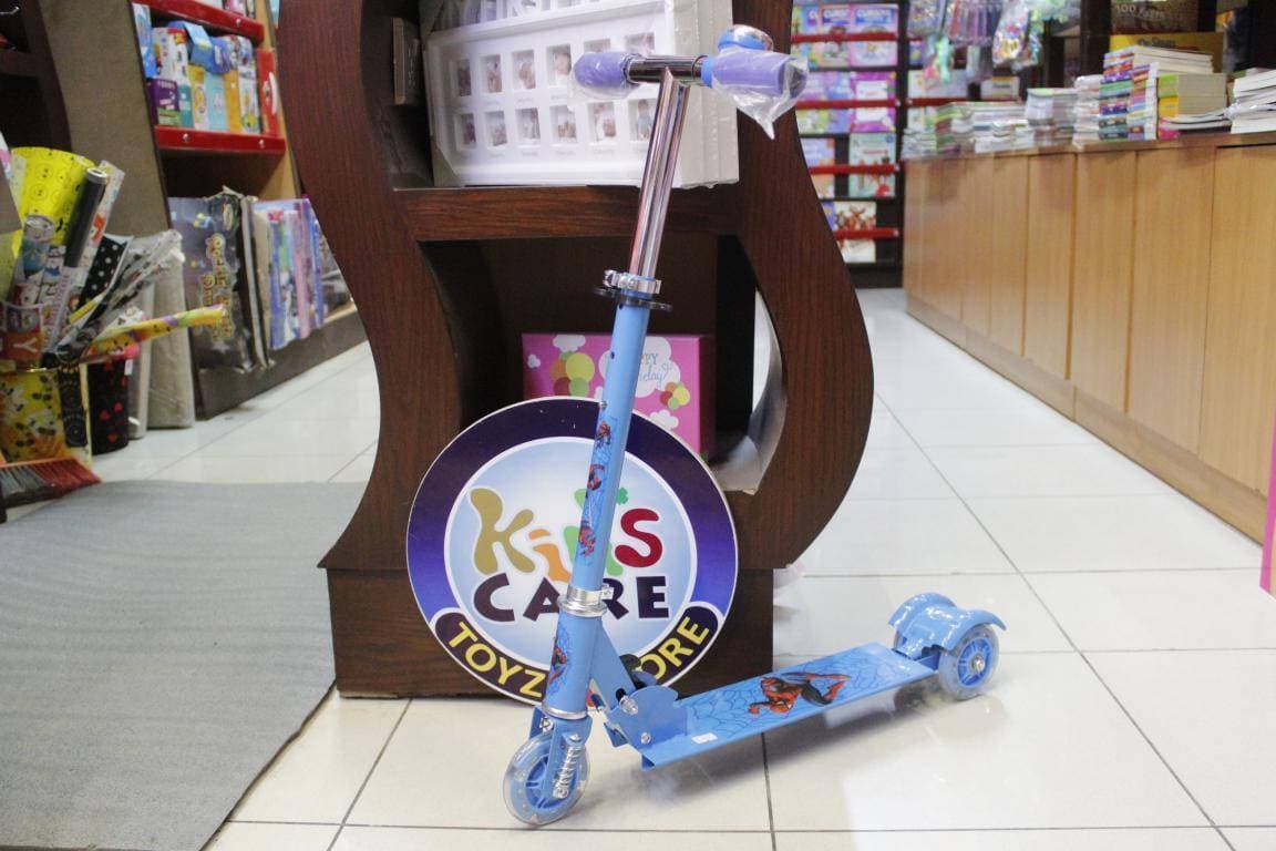 Spider Man Scooty Adjustable 3 Wheel (Kc5370)