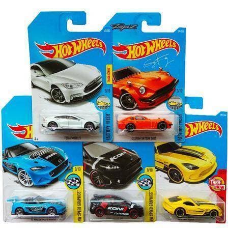 Hot Wheels Cars 1Pcs Alloy Model Car Sent Random